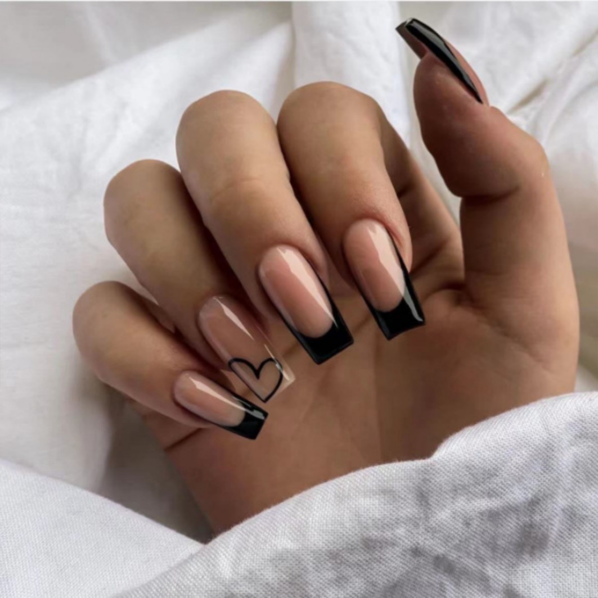 24pcs Black French Fake Nails  - Nail Art Quirky recension och pris